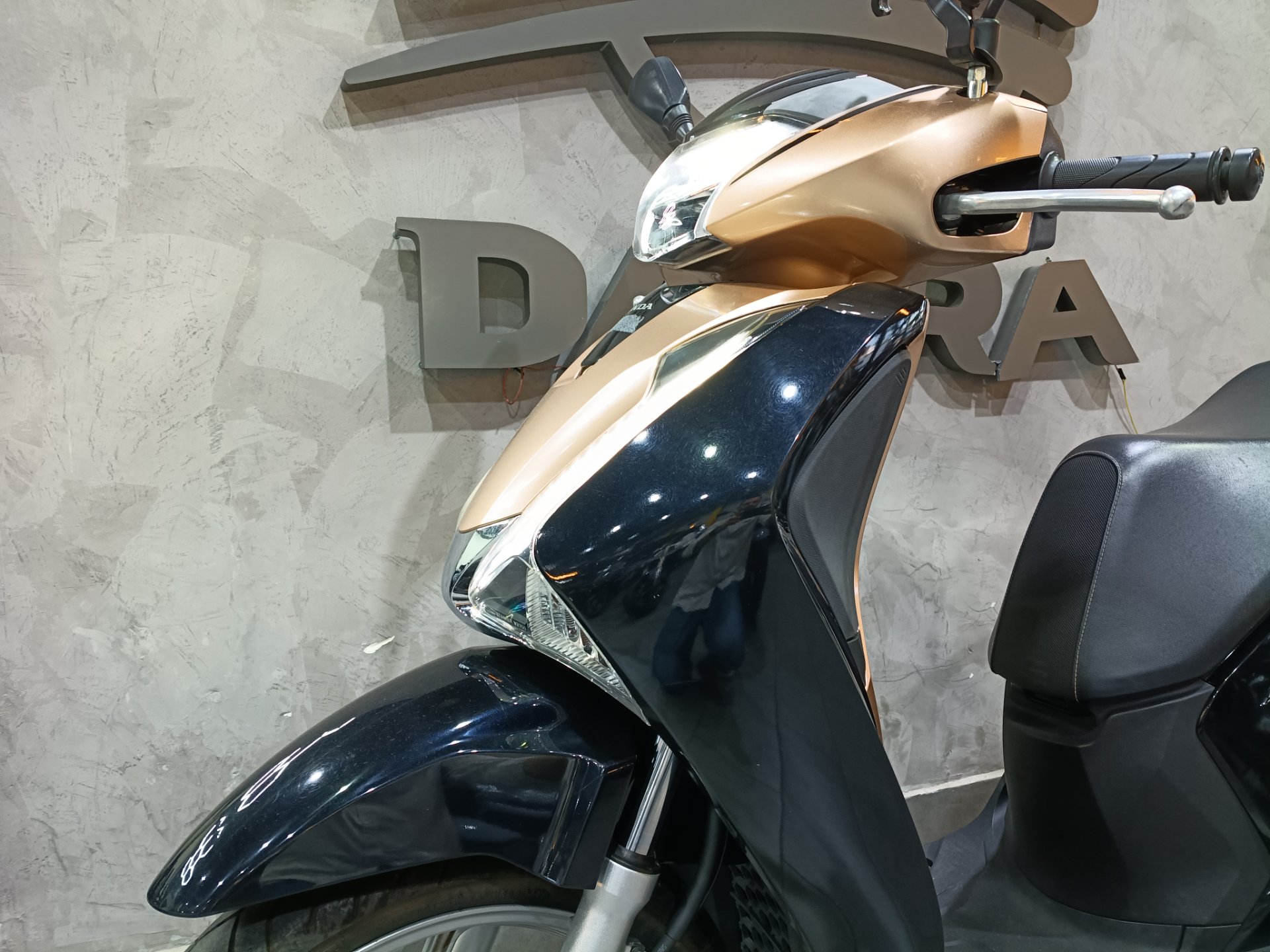 HONDA SH 150i DLX