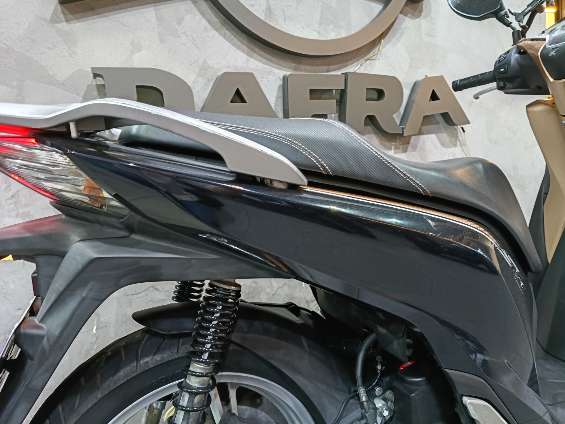 HONDA SH 150i DLX