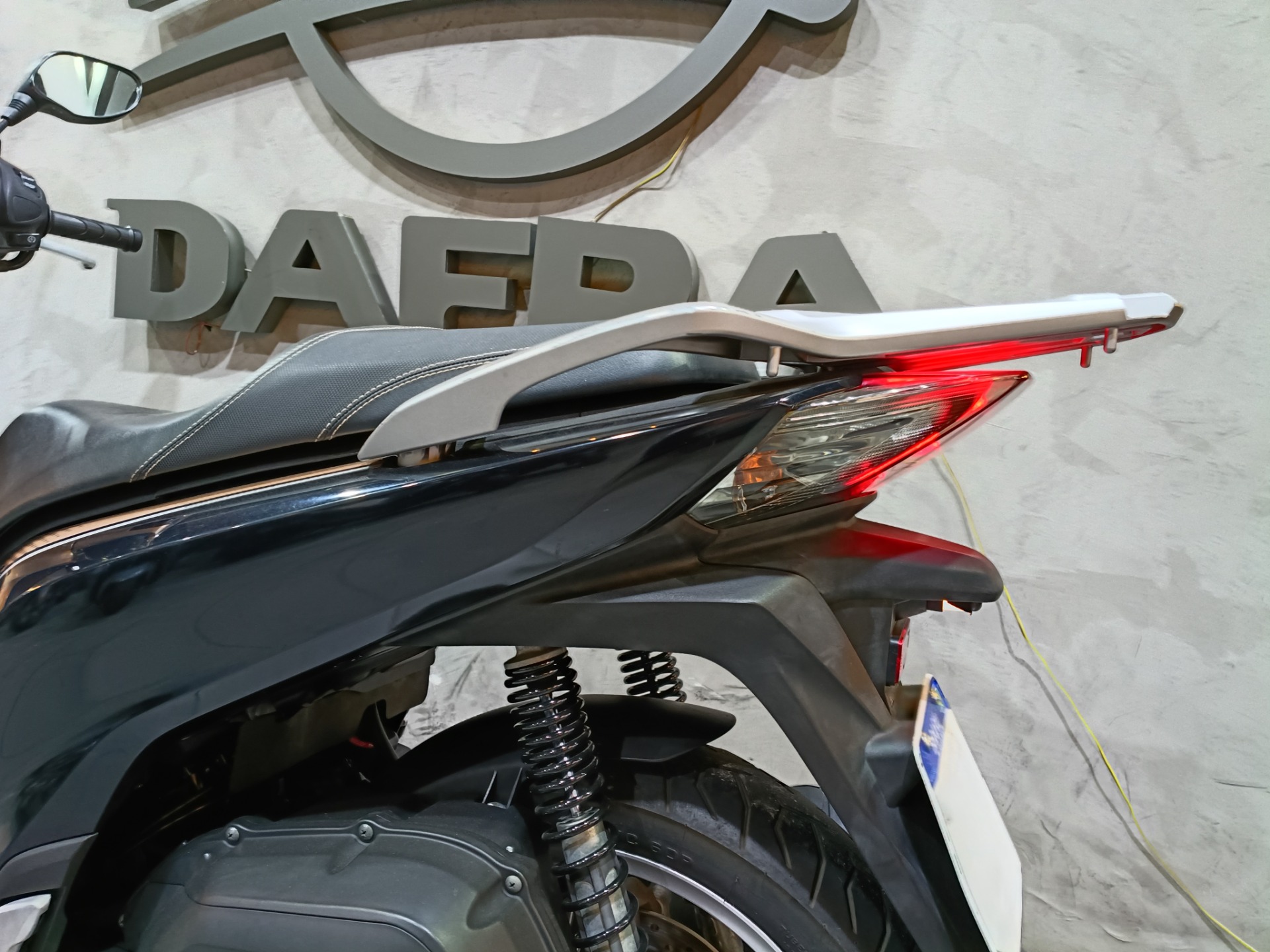 HONDA SH 150i DLX