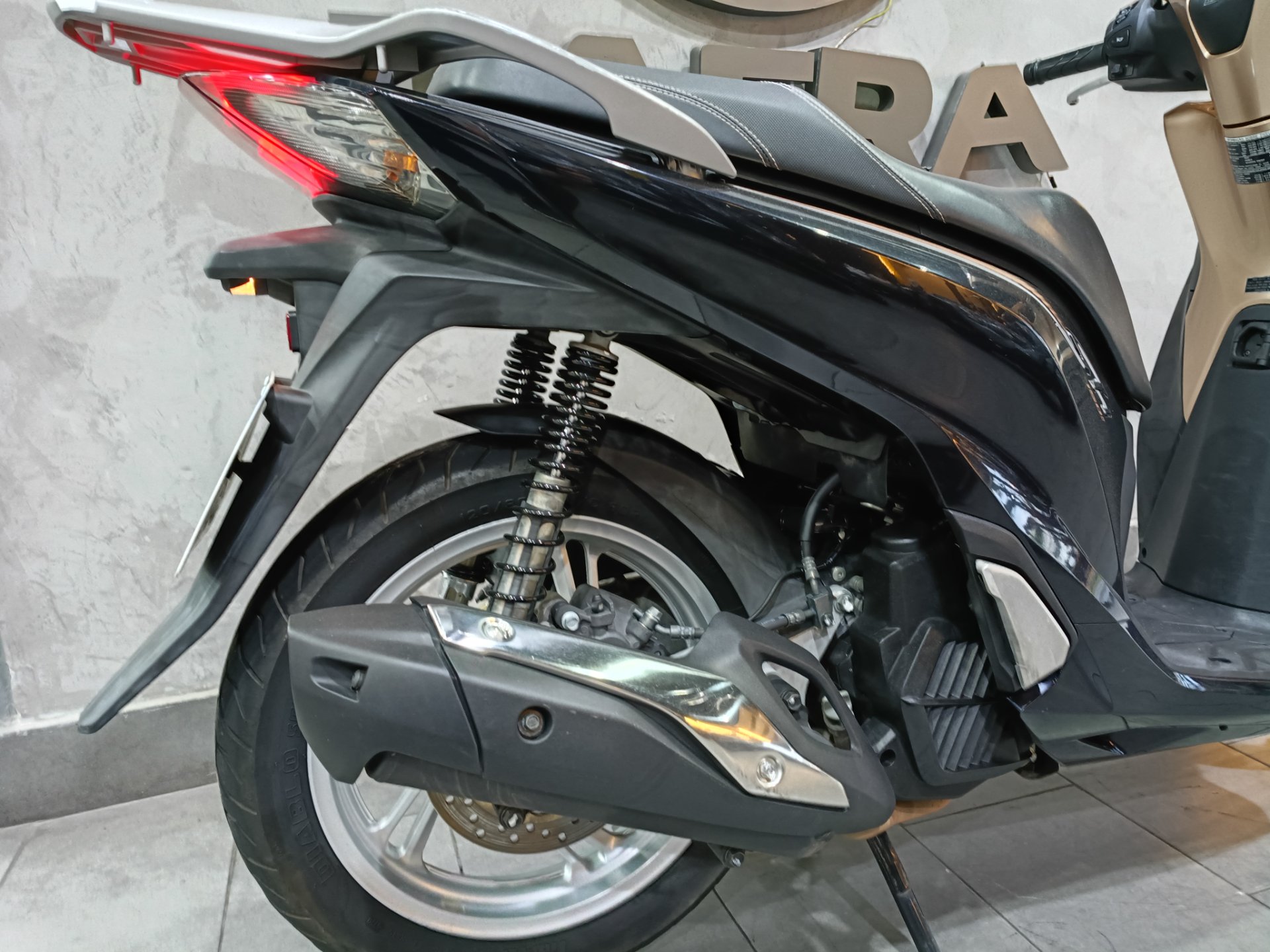 HONDA SH 150i DLX