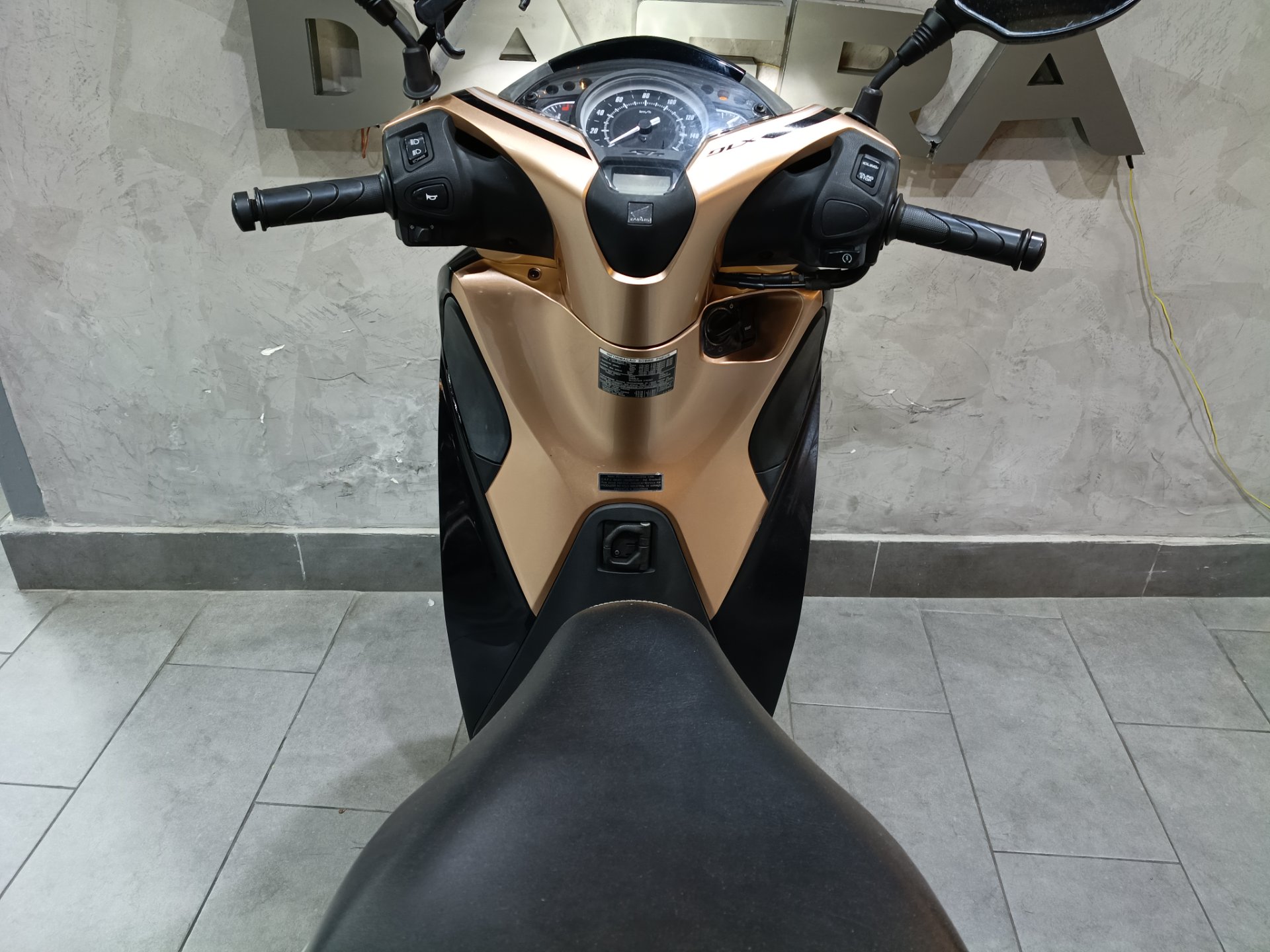 HONDA SH 150i DLX