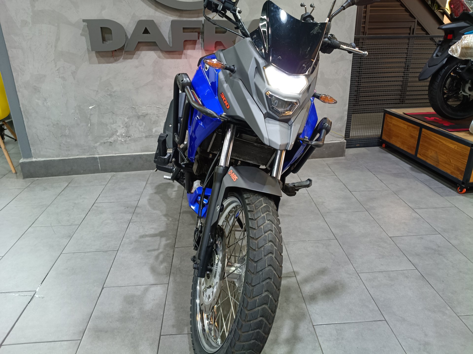 DAFRA NH 300 ABS
