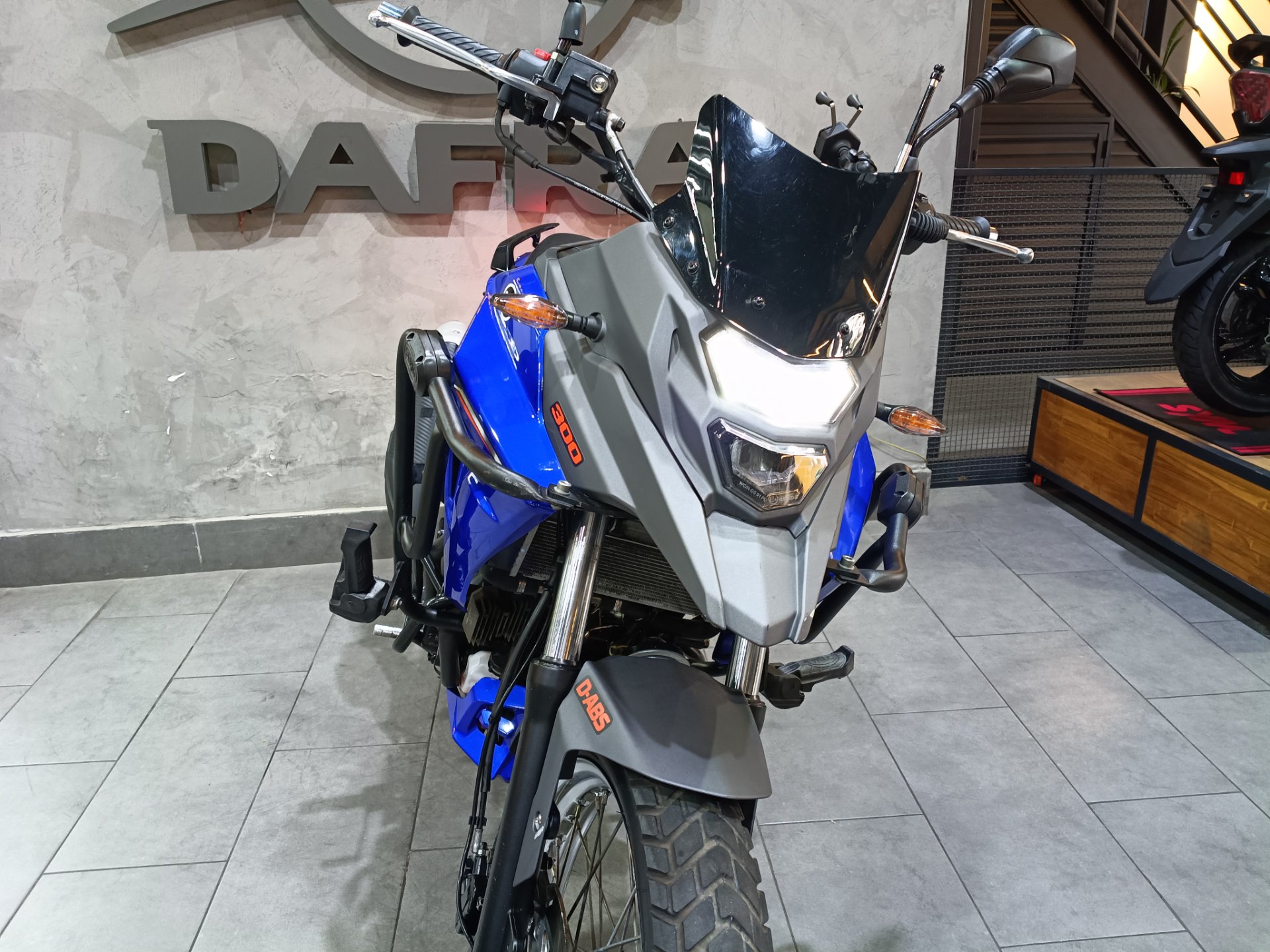 DAFRA NH 300 ABS