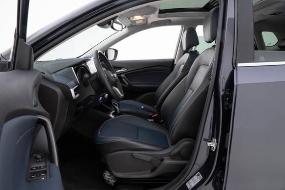 CHEVROLET TRACKER