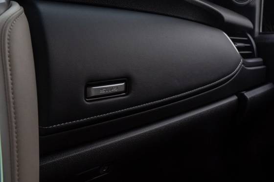 TOYOTA HILUX SW4