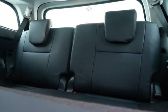 TOYOTA HILUX SW4