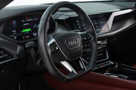 AUDI RS E-TRON GT