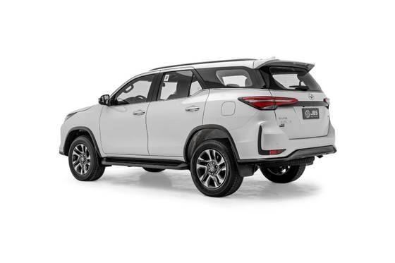 TOYOTA HILUX SW4