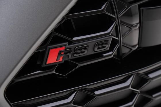 AUDI RS6
