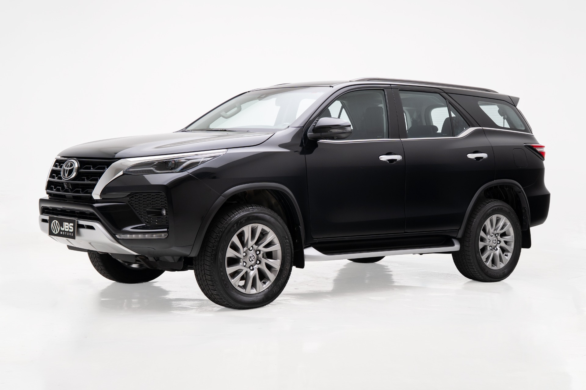 TOYOTA HILUX SW4