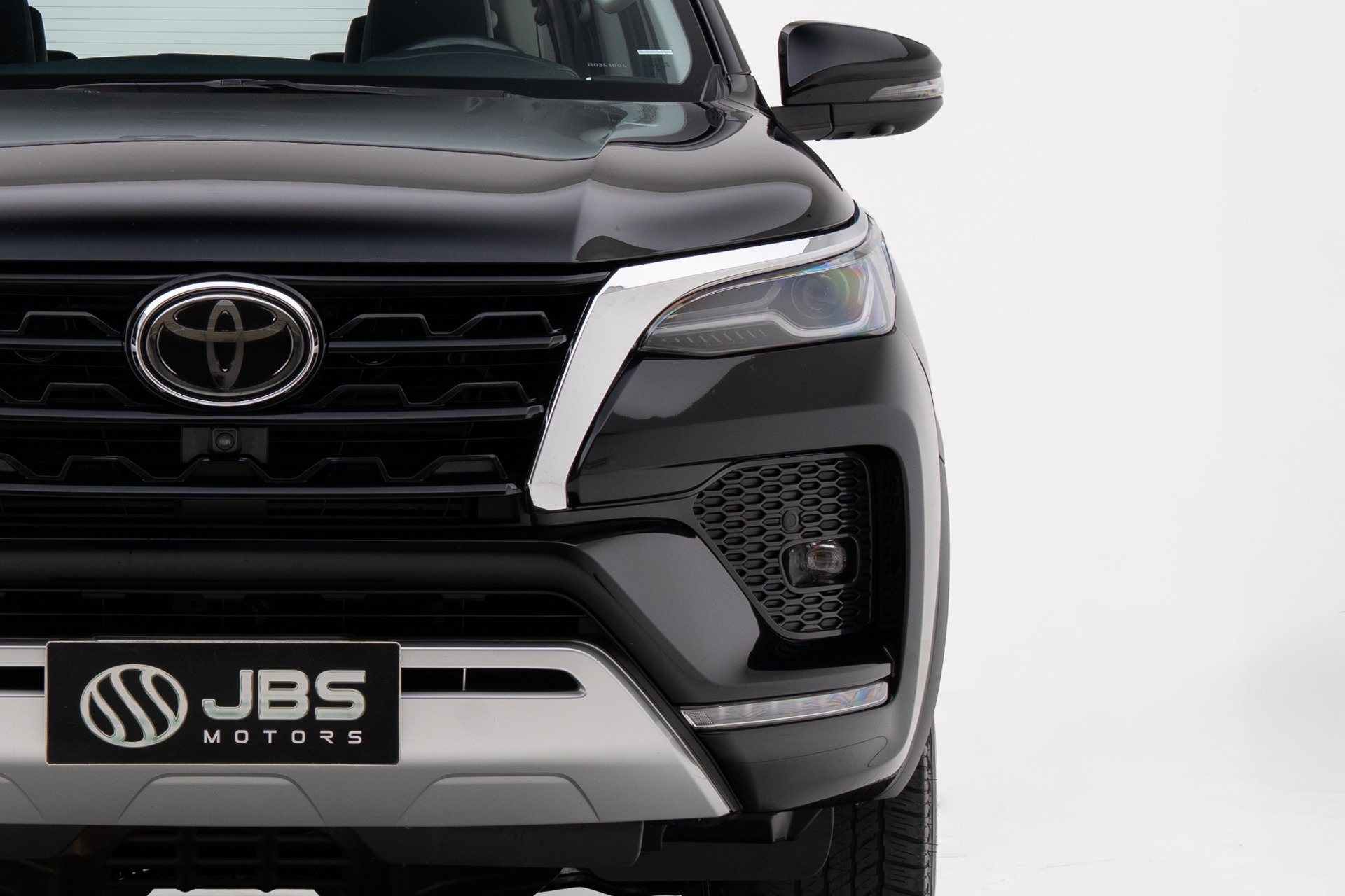 TOYOTA HILUX SW4