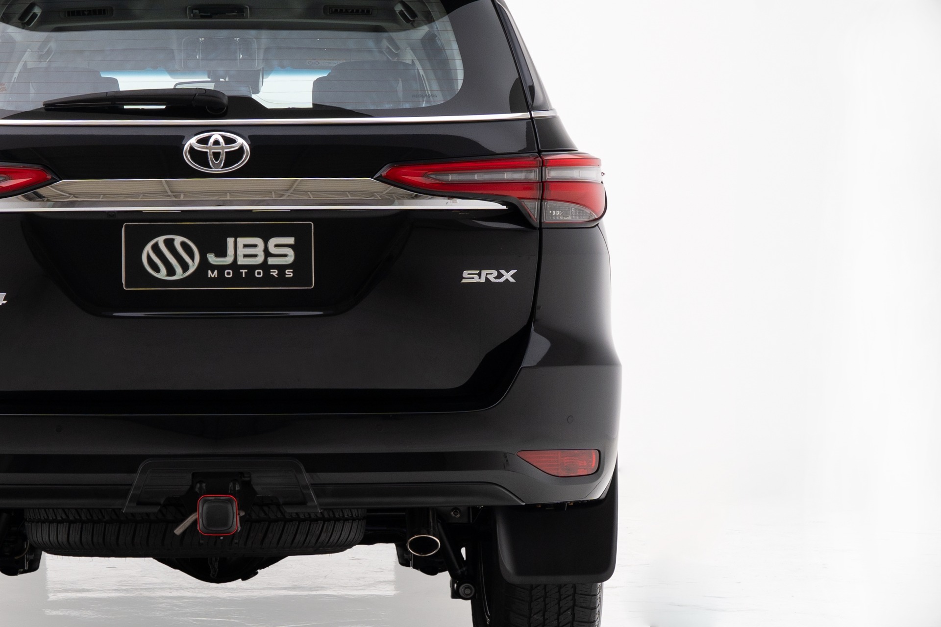 TOYOTA HILUX SW4