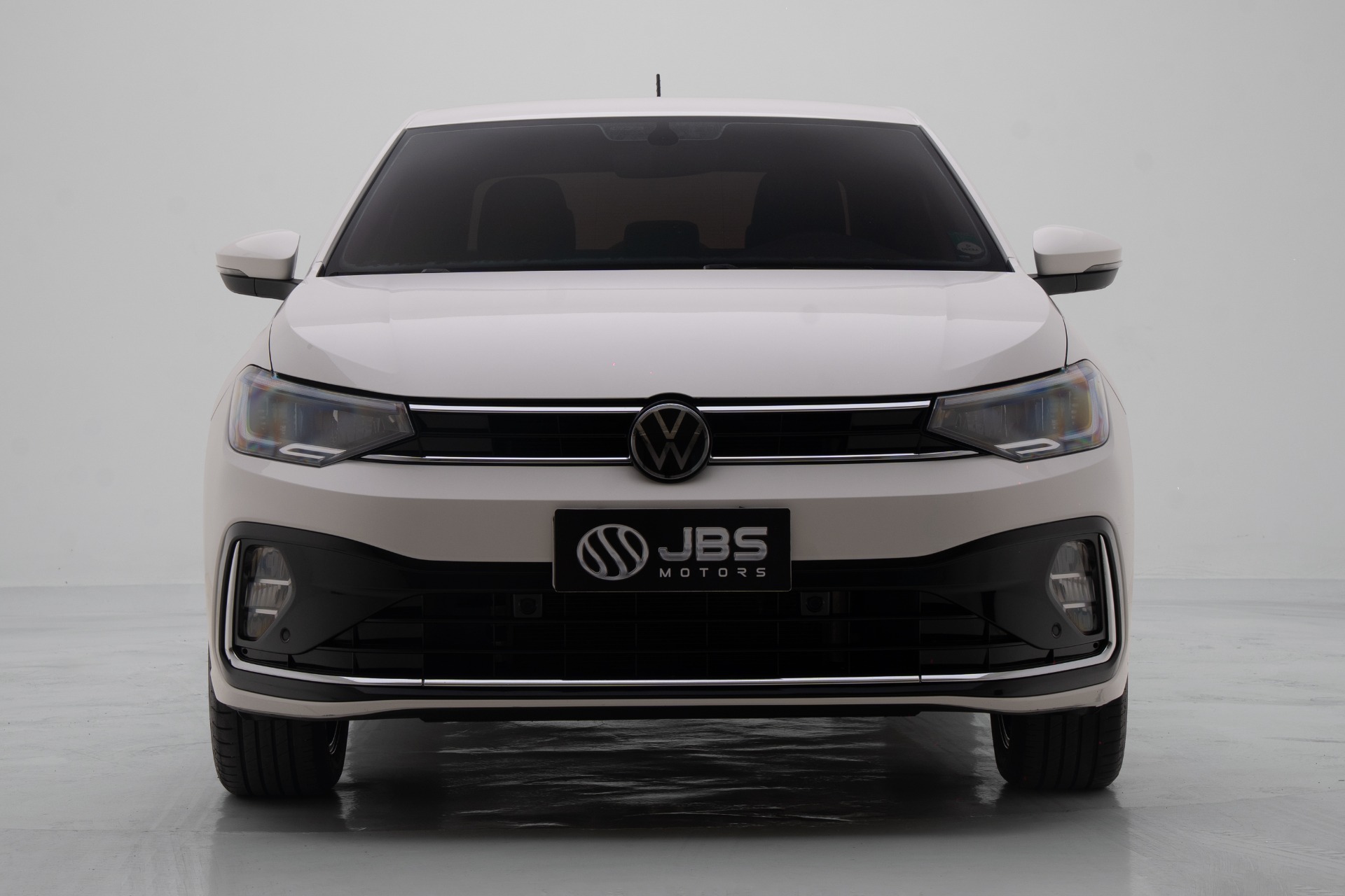 VOLKSWAGEN VIRTUS