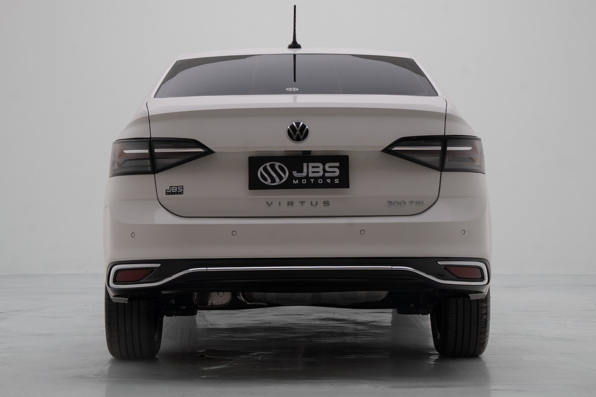 VOLKSWAGEN VIRTUS
