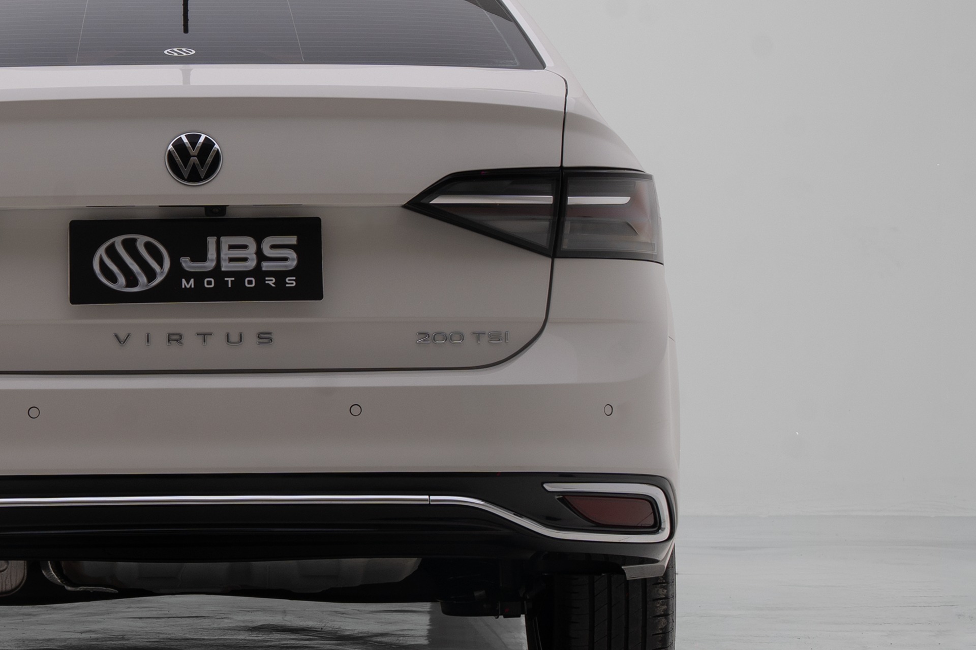 VOLKSWAGEN VIRTUS