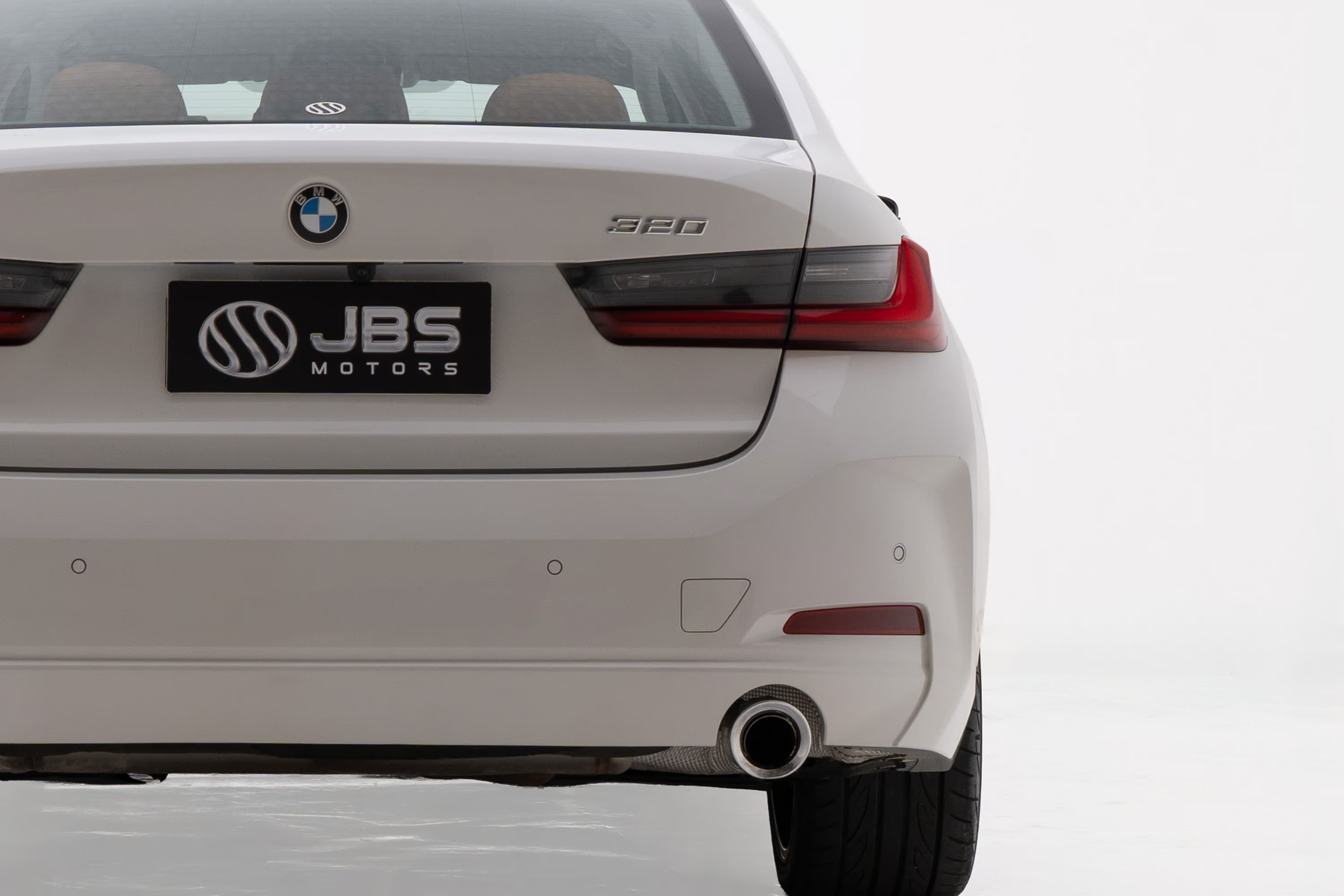 BMW 320i