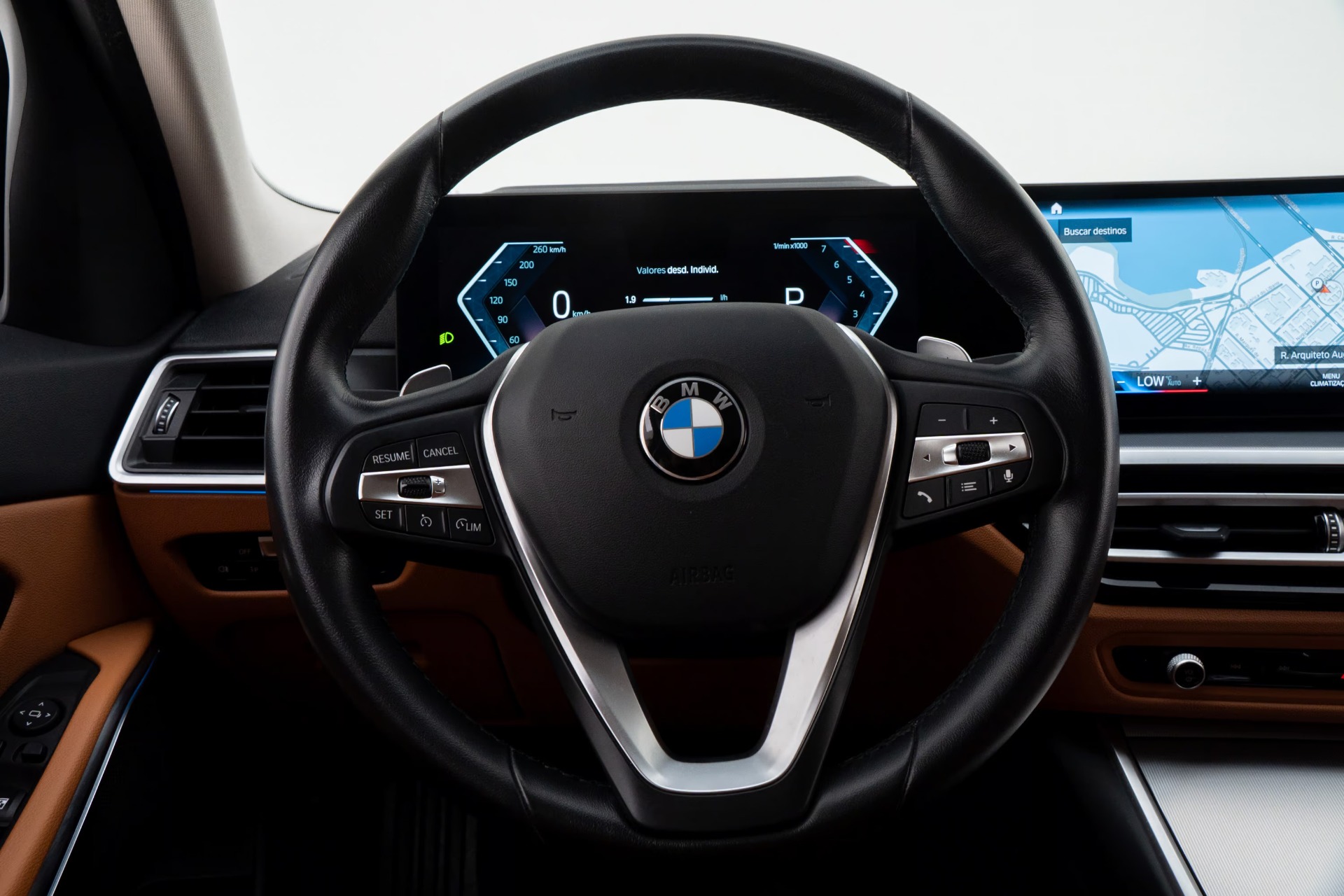 BMW 320i