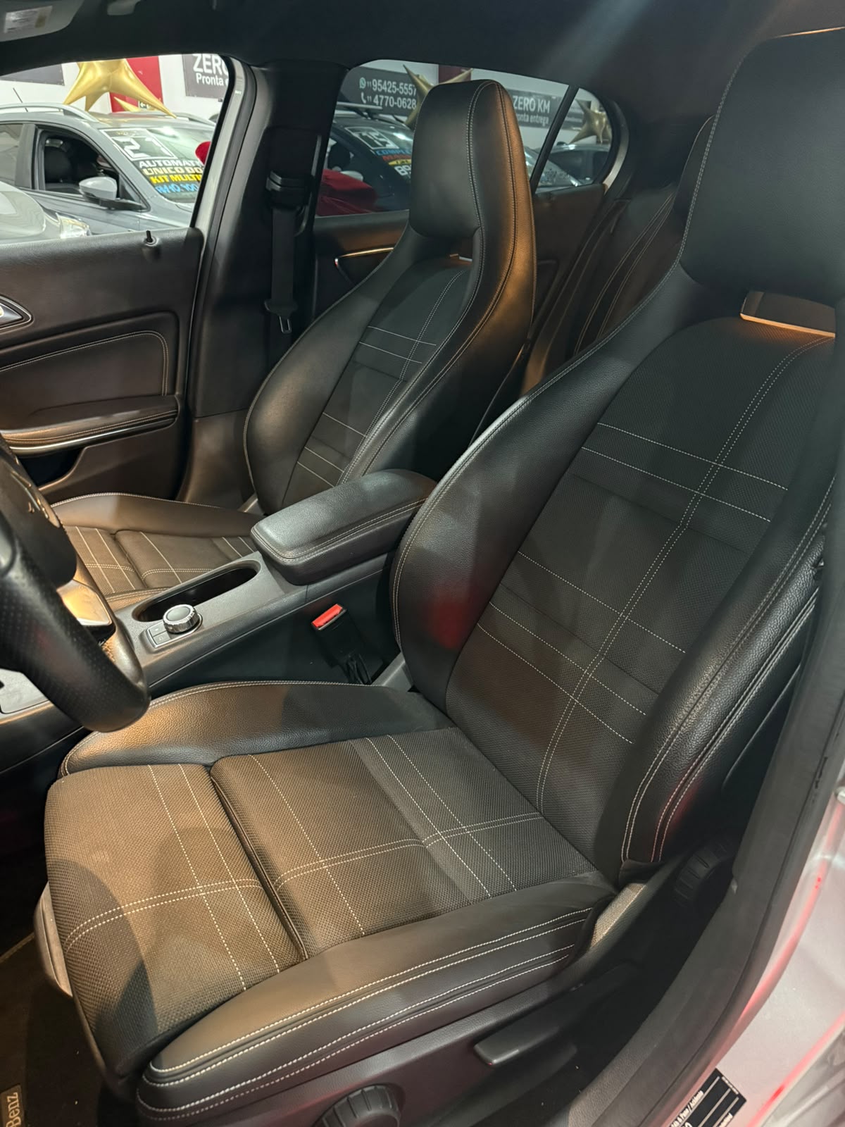 MERCEDES-BENZ GLA 200