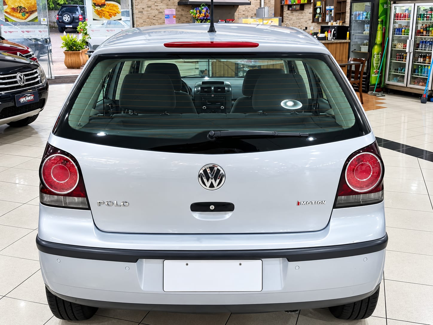 VOLKSWAGEN POLO