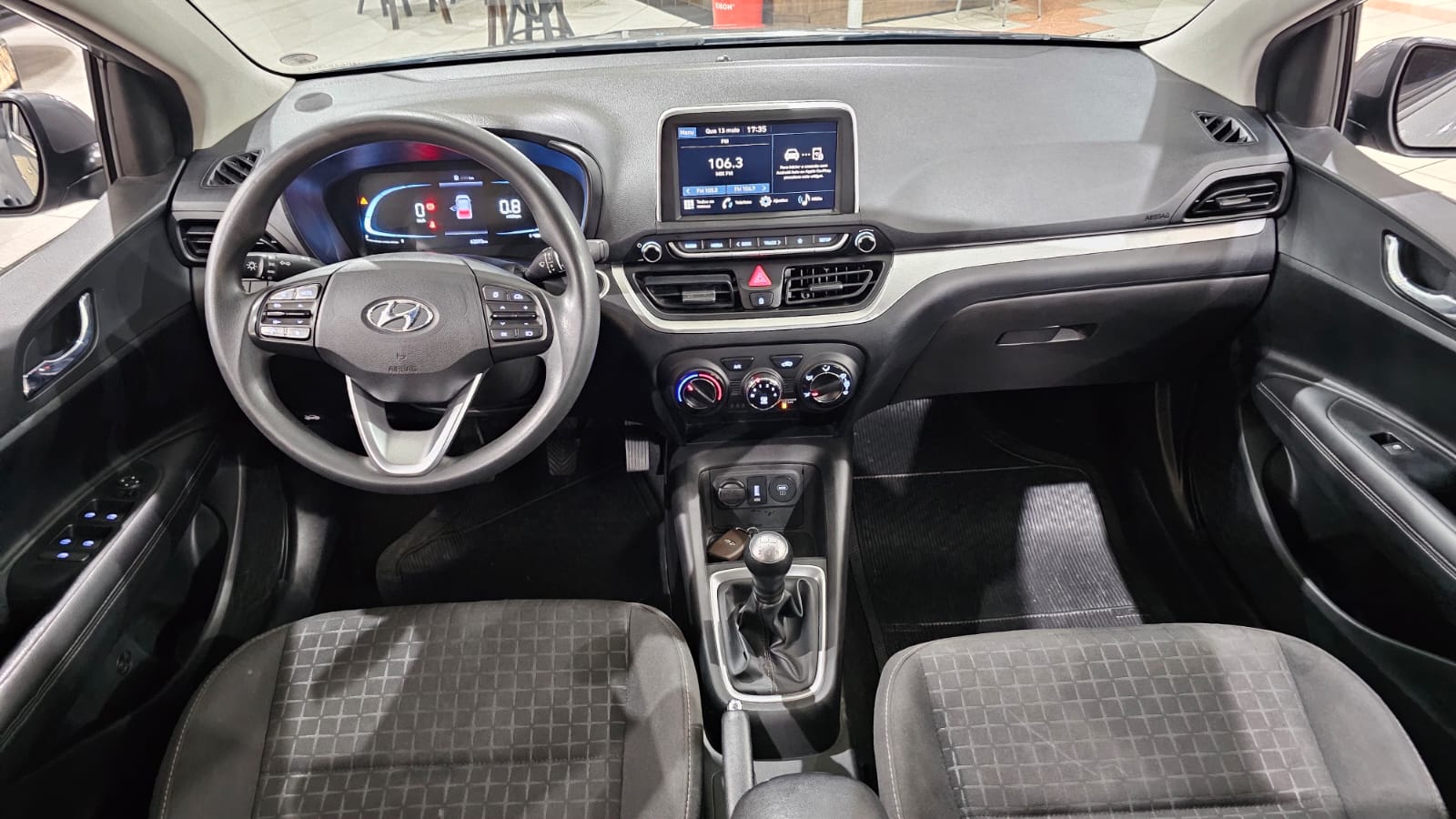 HYUNDAI HB20