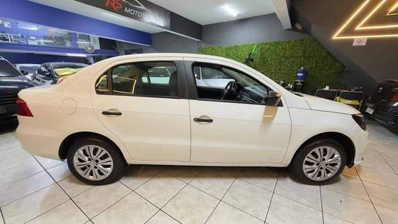 VOLKSWAGEN VOYAGE