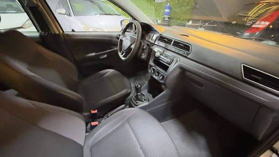 VOLKSWAGEN VOYAGE