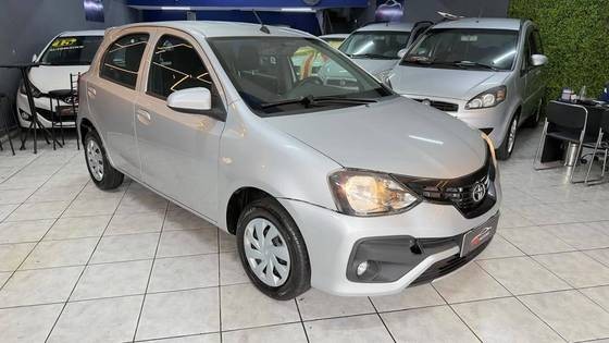 TOYOTA ETIOS
