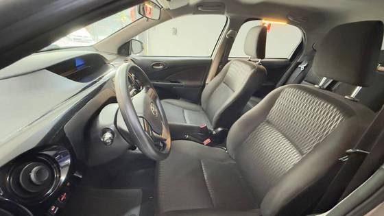 TOYOTA ETIOS