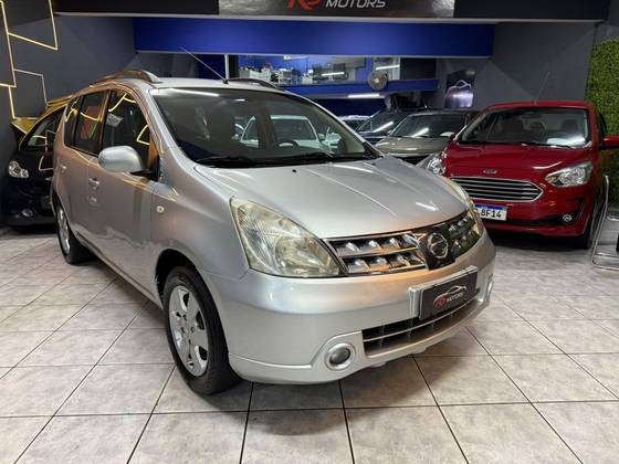 NISSAN LIVINA