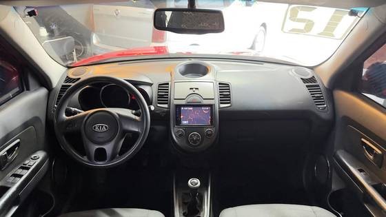 KIA SOUL