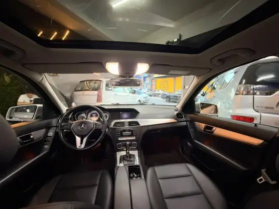 MERCEDES-BENZ C 200