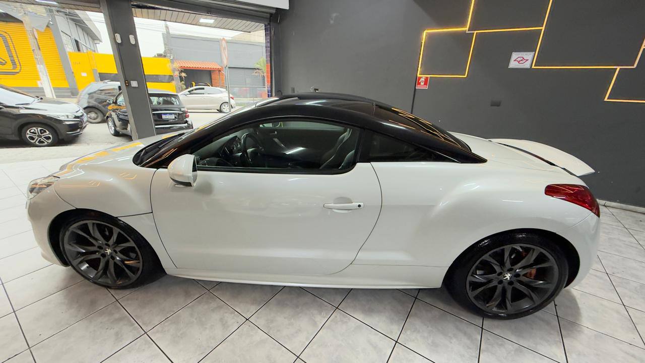 PEUGEOT RCZ