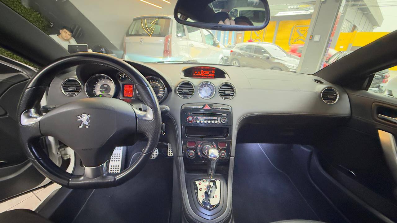 PEUGEOT RCZ