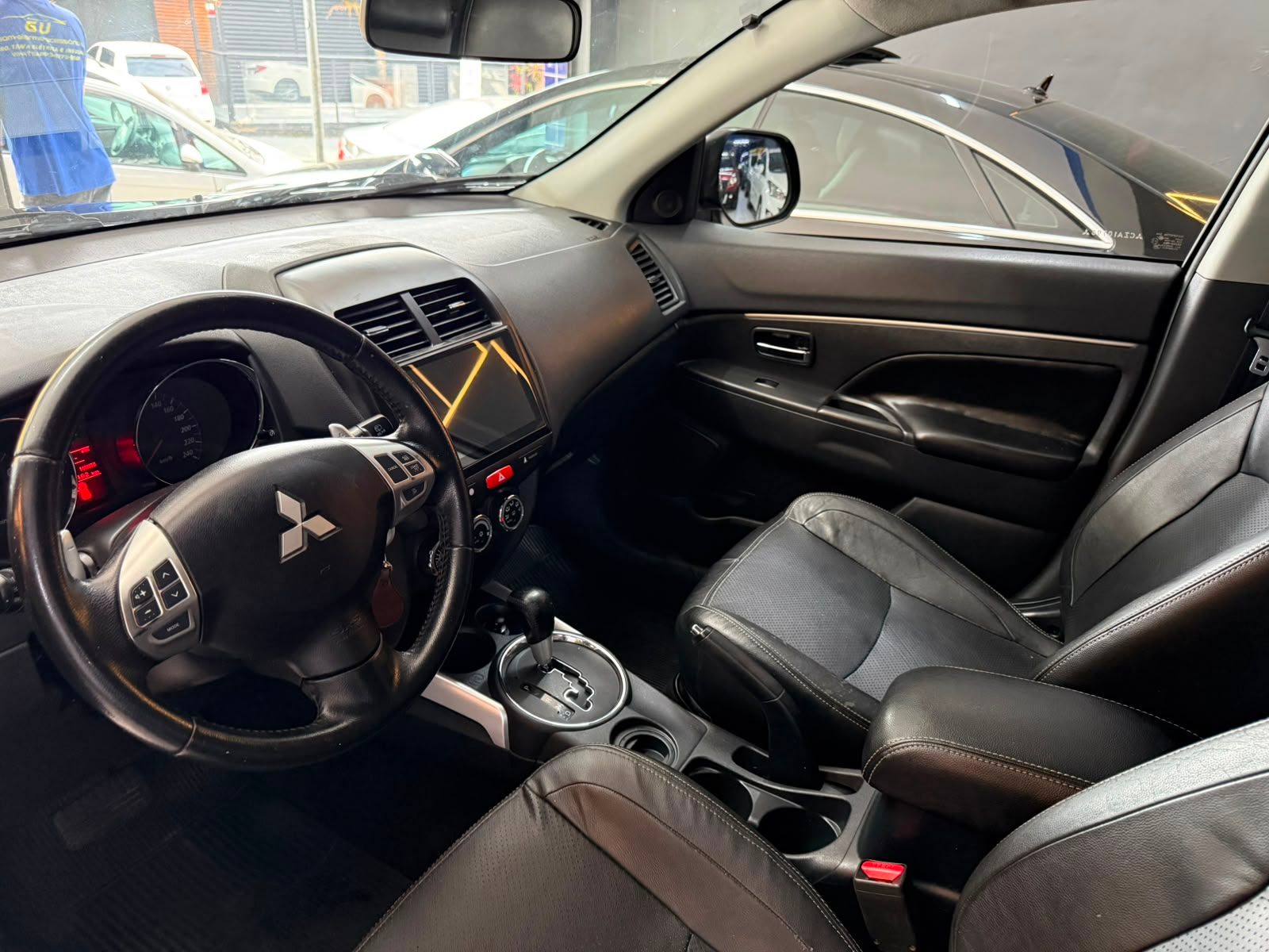 MITSUBISHI ASX