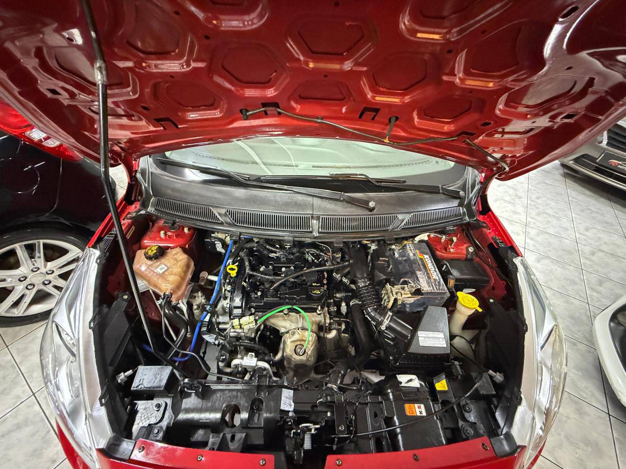 FORD KA