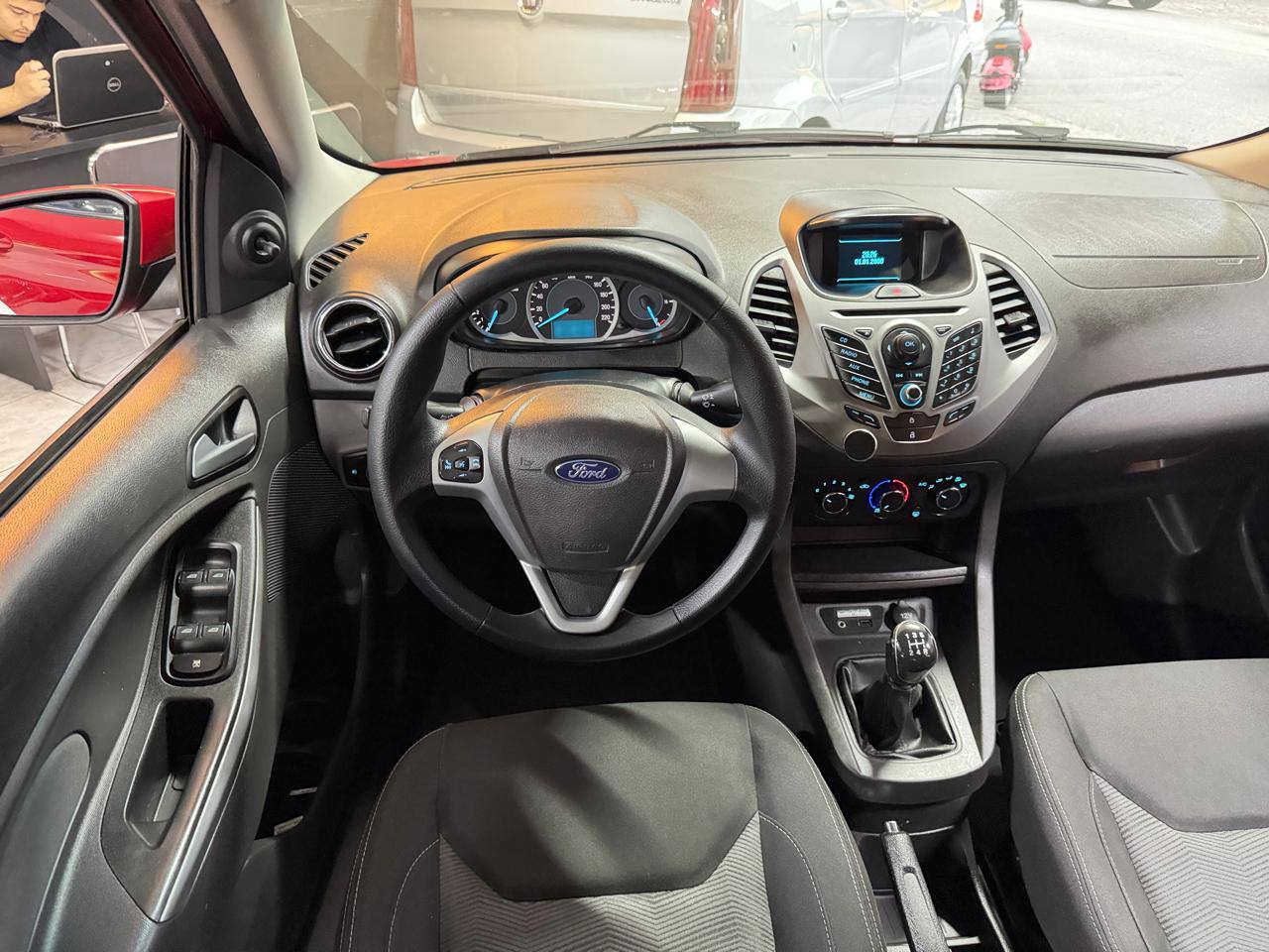 FORD KA