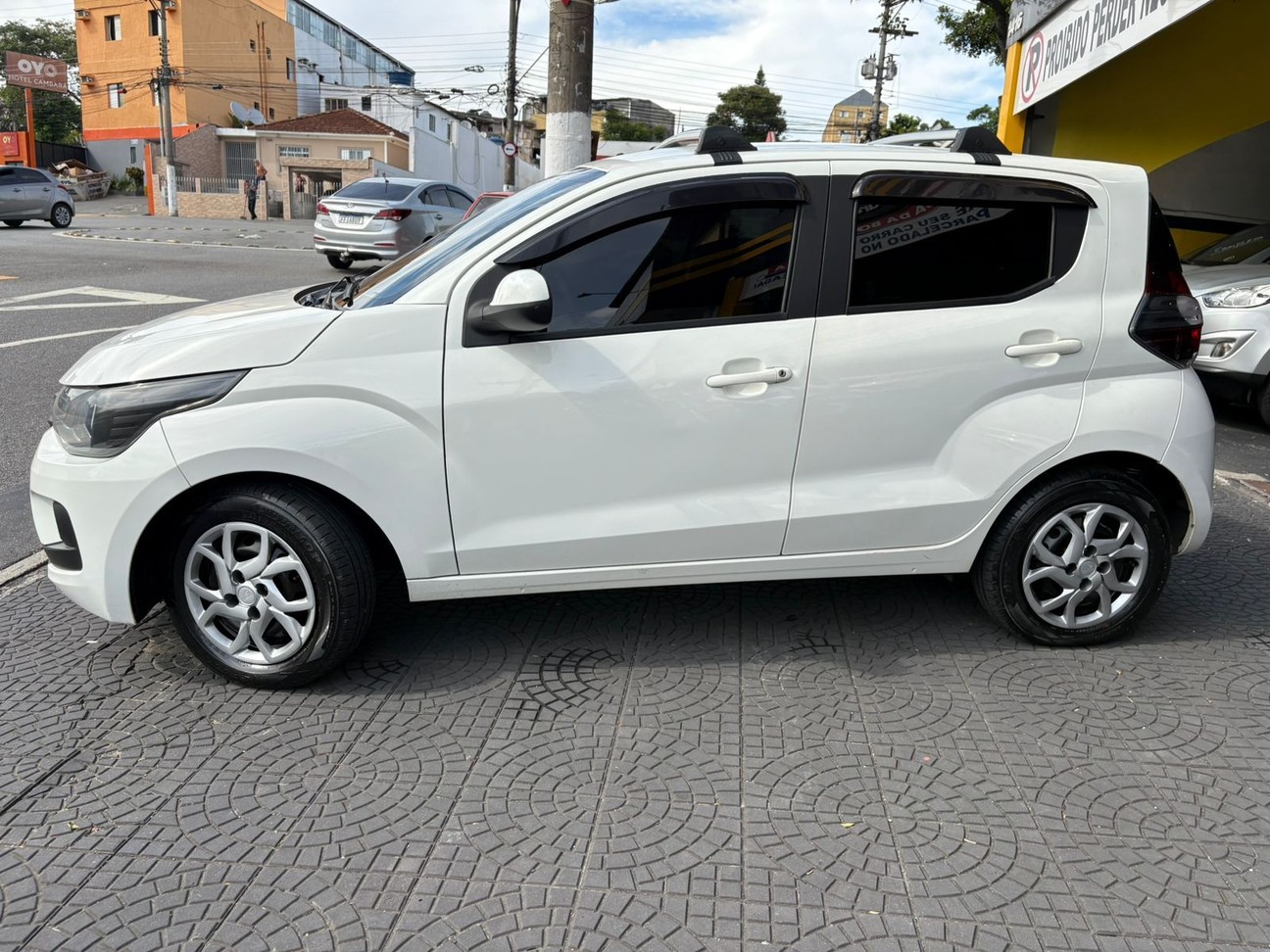FIAT MOBI 1.0 8V EVO LIKE. 2018
