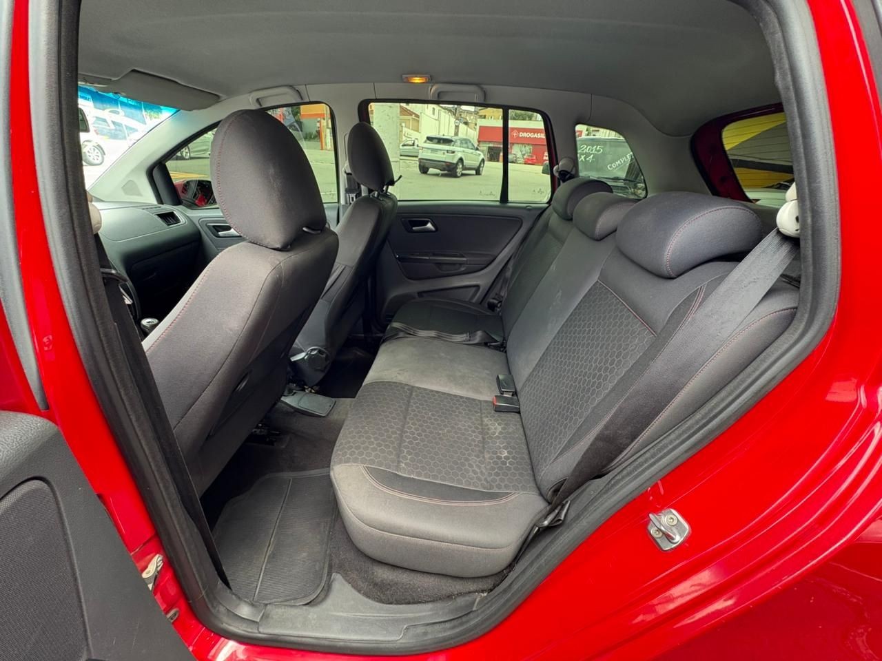 VOLKSWAGEN SPACE CROSS