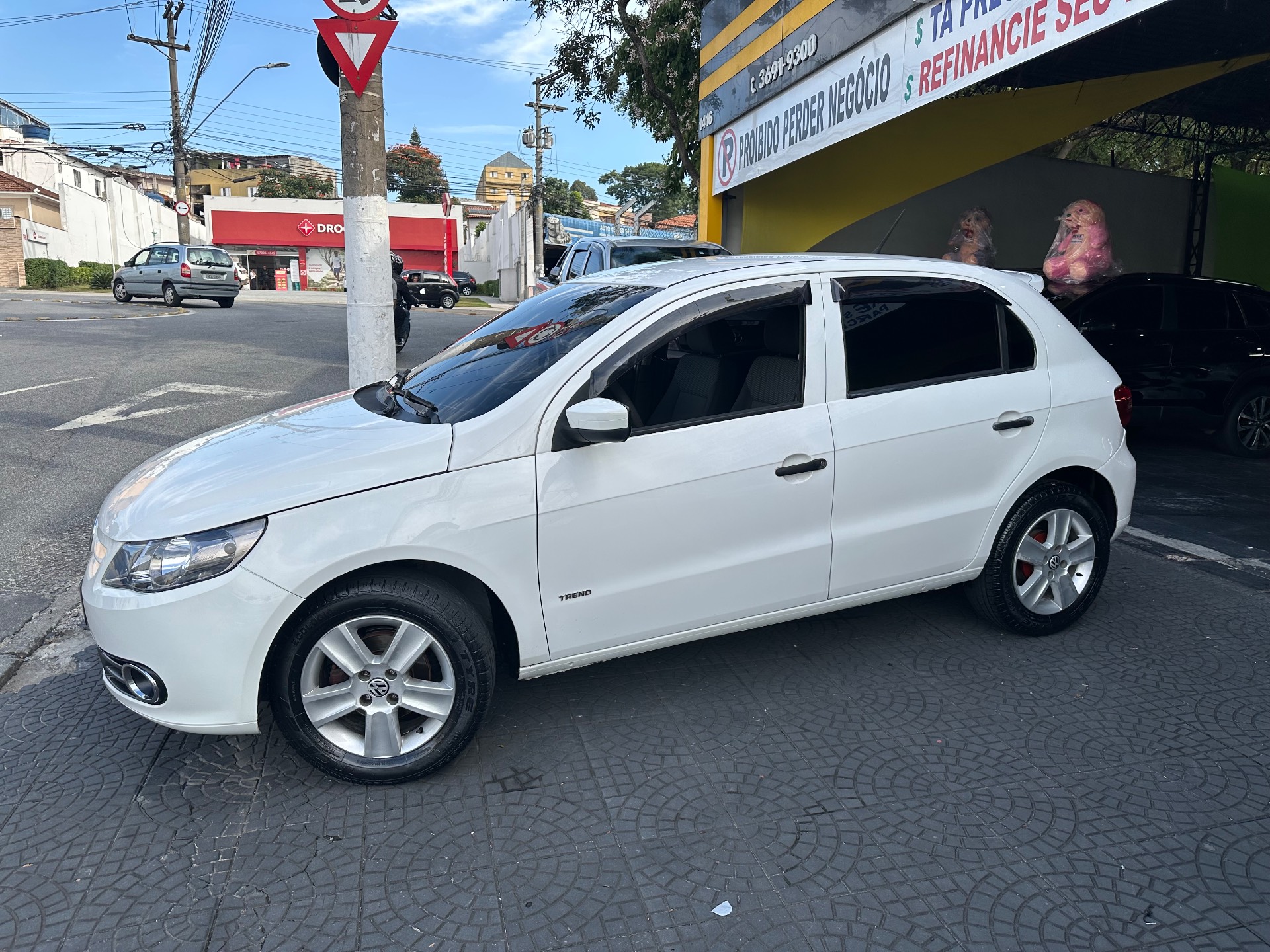 VOLKSWAGEN GOL