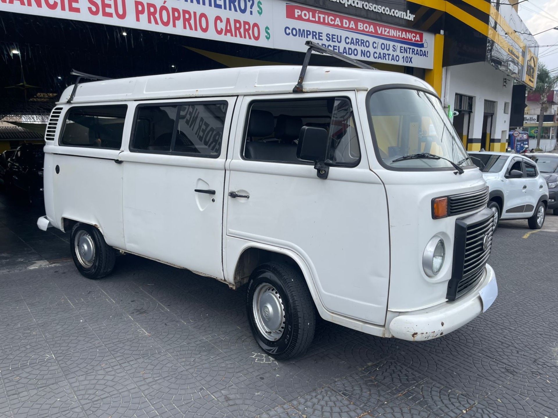 VOLKSWAGEN KOMBI