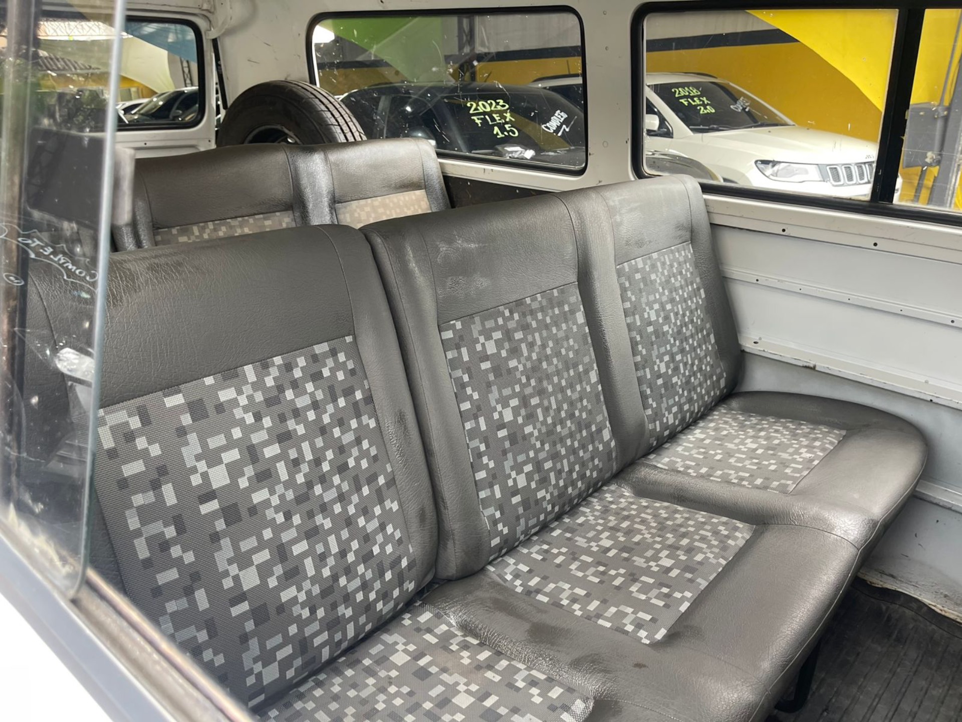 VOLKSWAGEN KOMBI