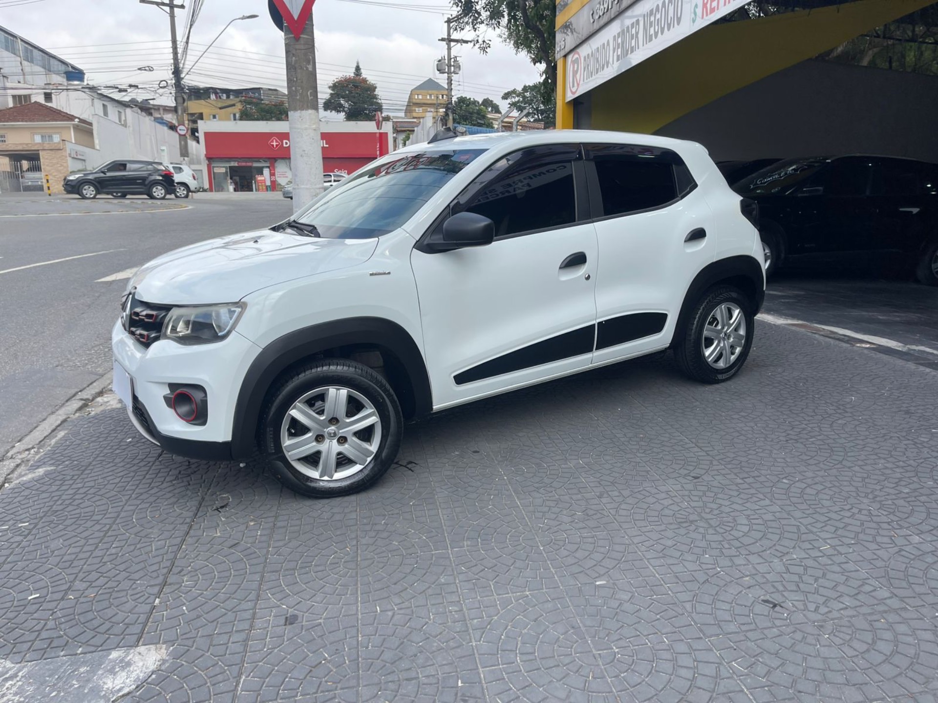 RENAULT KWID