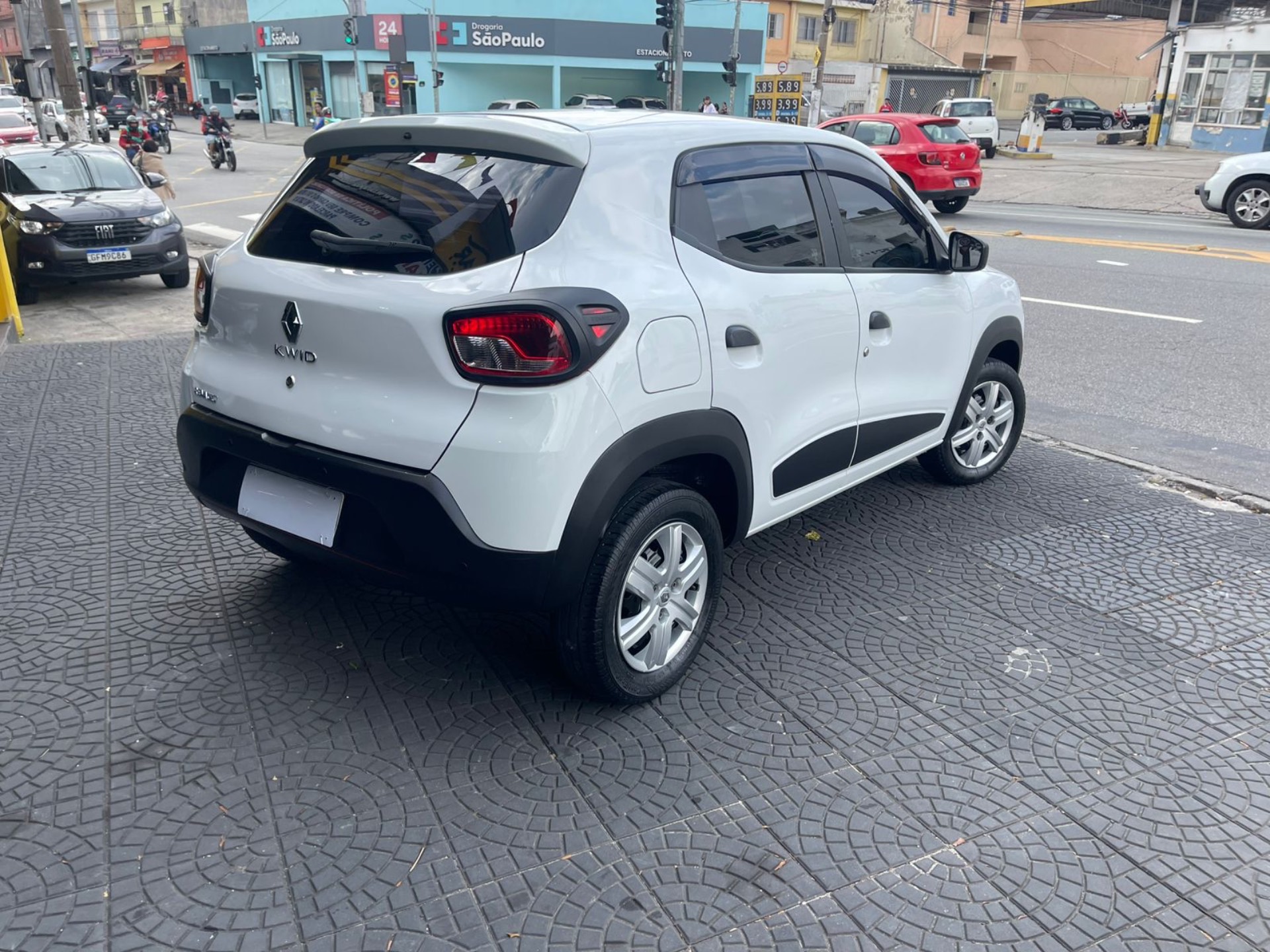 RENAULT KWID