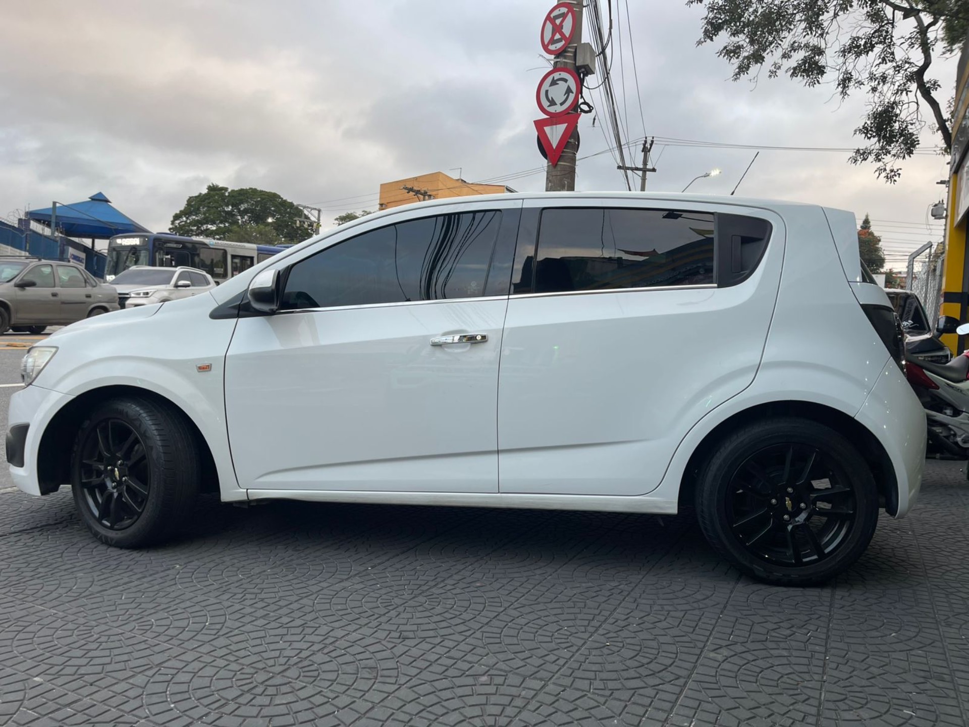 CHEVROLET SONIC