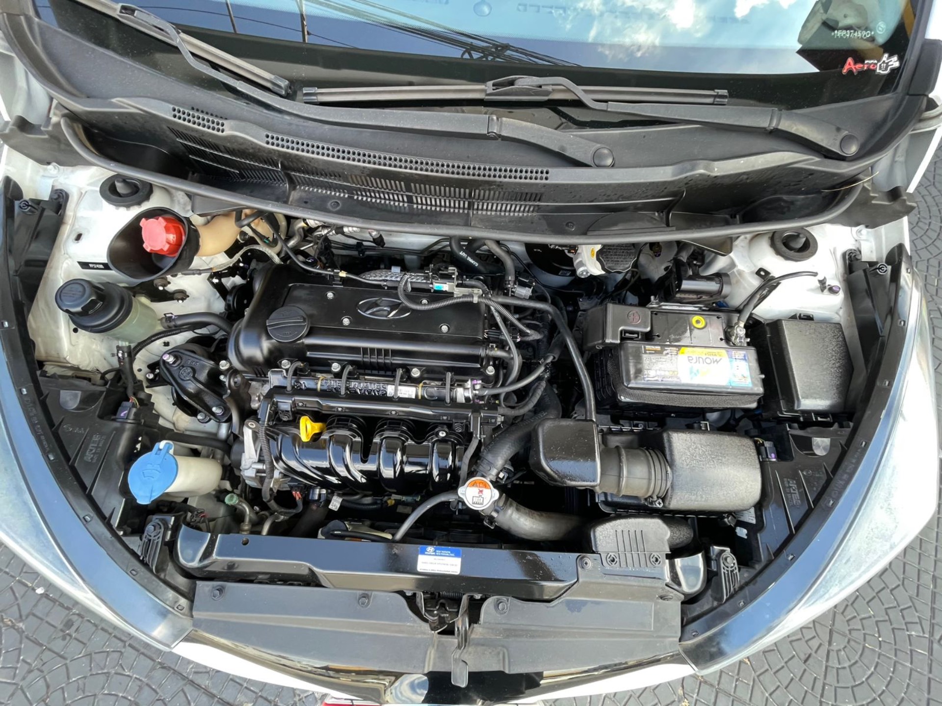 HYUNDAI HB20