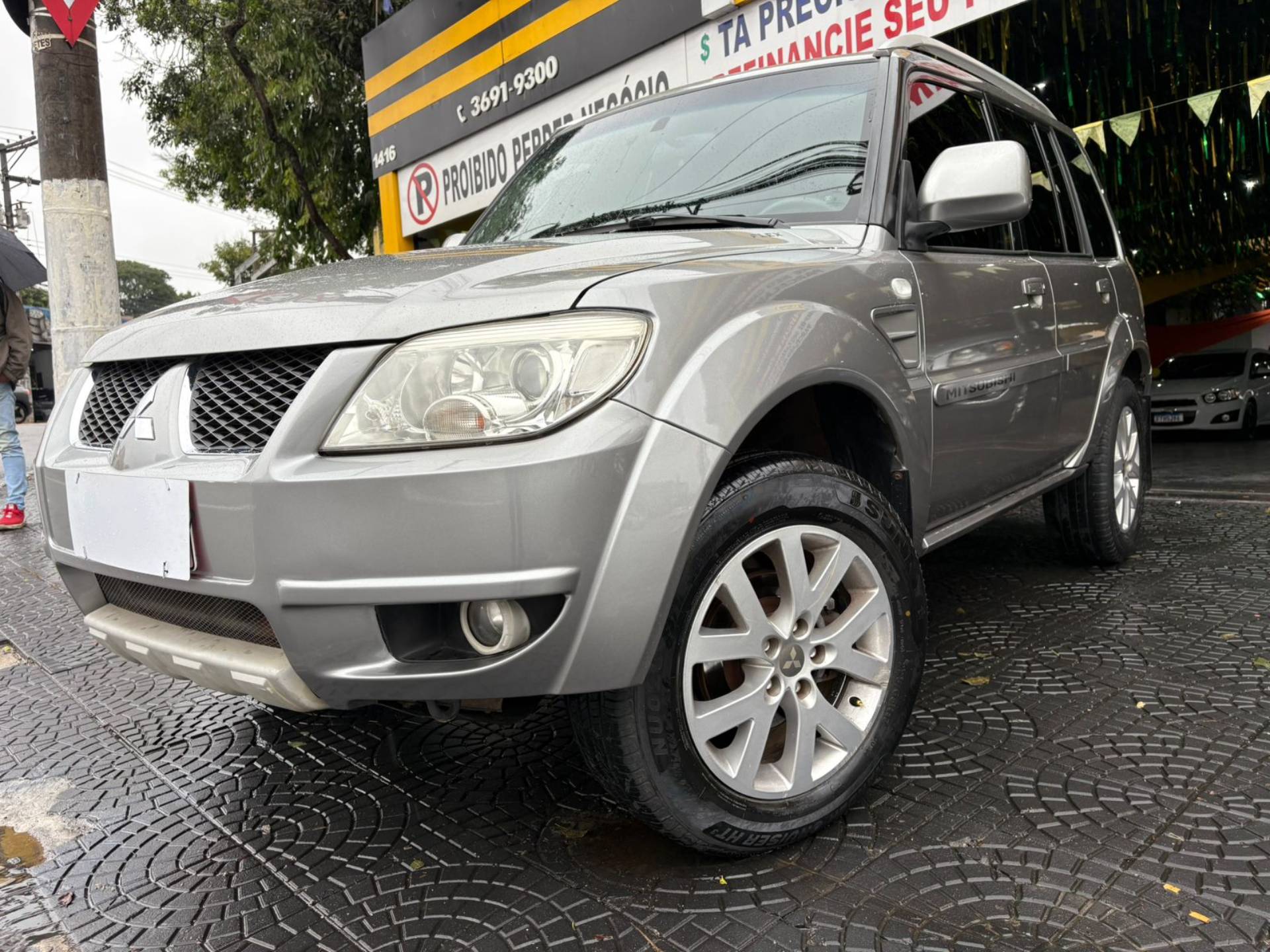 MITSUBISHI PAJERO TR4