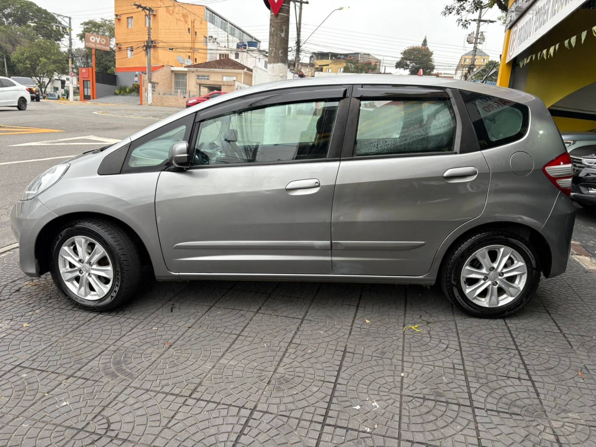 HONDA FIT