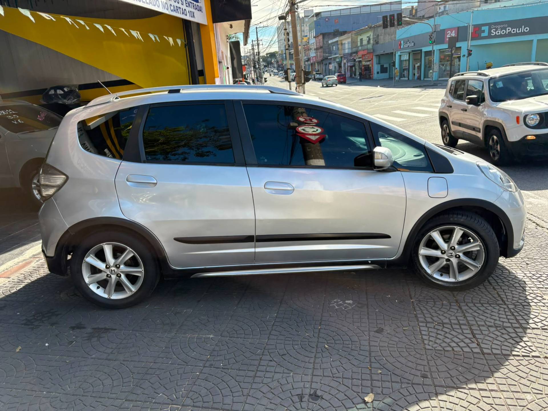 HONDA FIT