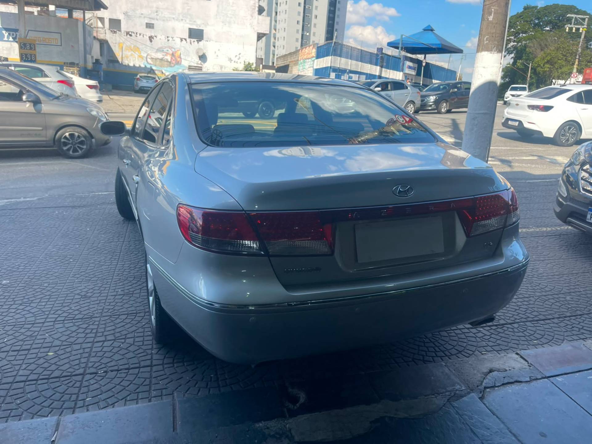 HYUNDAI AZERA