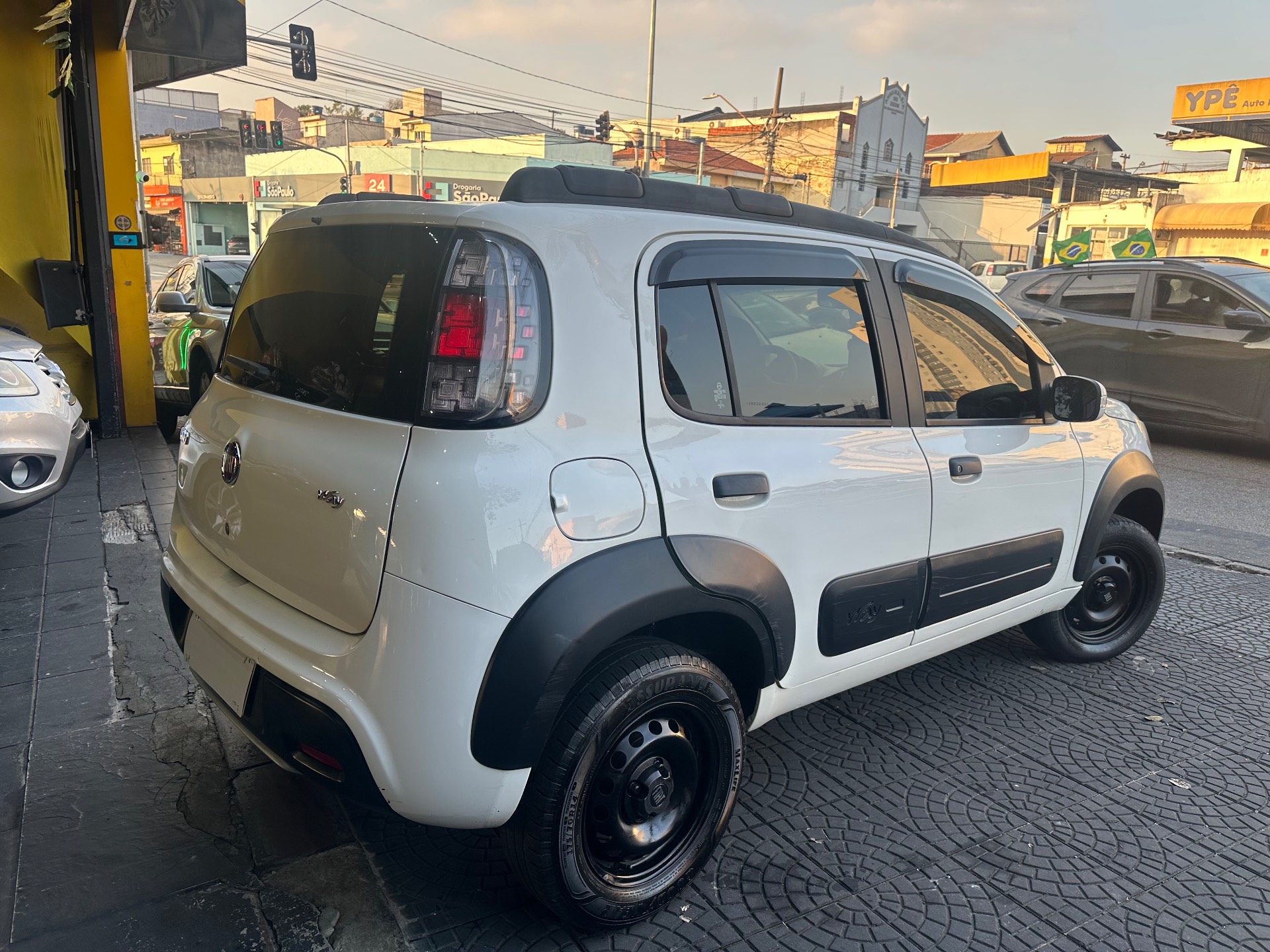 FIAT UNO